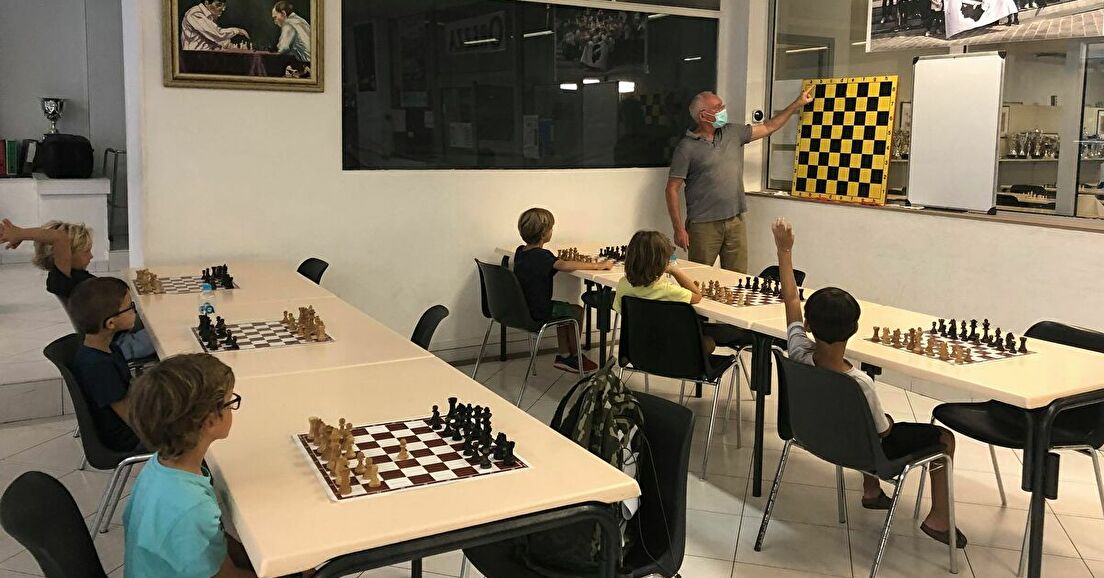 Les cours d'échecs ont débuté au Corsica Chess Club !