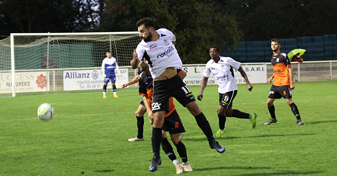 Montmorillon assure en seconde période face à Echiré St Gelais 4-1 (0-0)