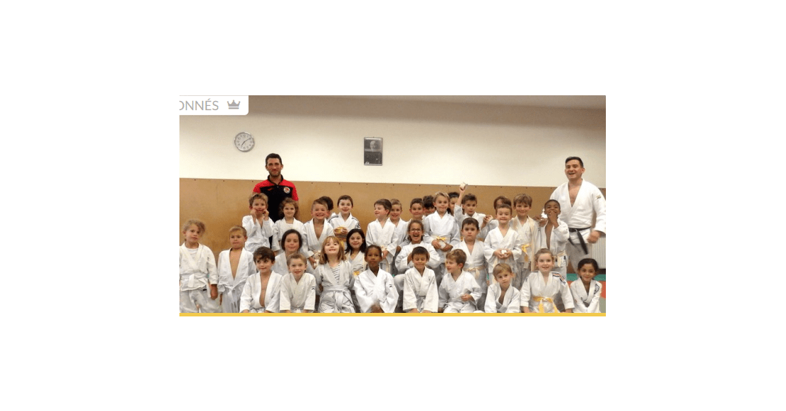 La dépèche - Judo : cérémonie de remise des ceintures et dojo trop plein!