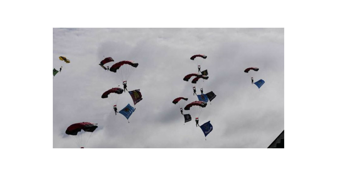 Belgian parachuting team HayaBusa Military is World Champion