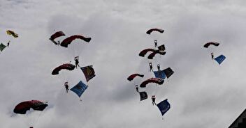 Belgian parachuting team HayaBusa Military is World Champion
