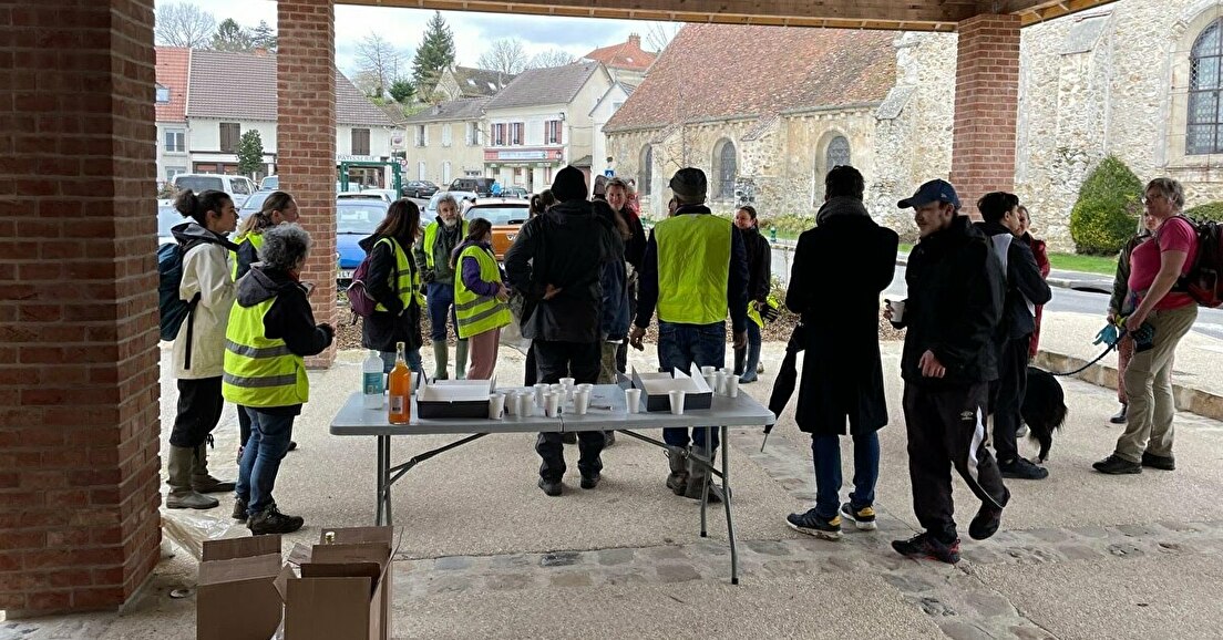 participation au nettoyage de Saint Cyr-sur-Morin