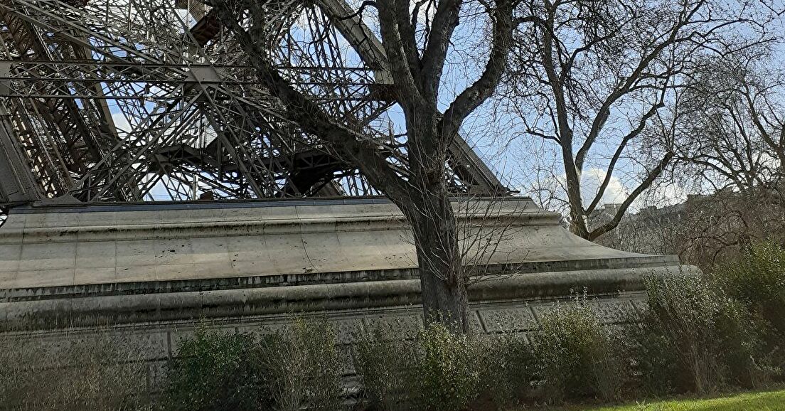Dépôt des recours contre la bétonisation des abords de la tour Eiffel