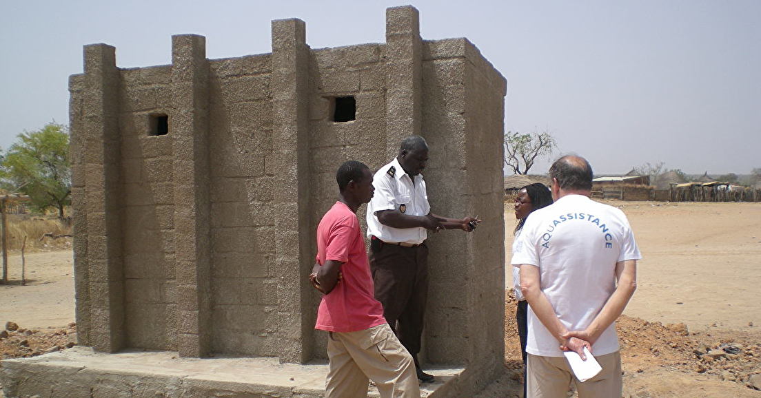 Sénégal (Gouloumbou) – Des latrines toutes neuves