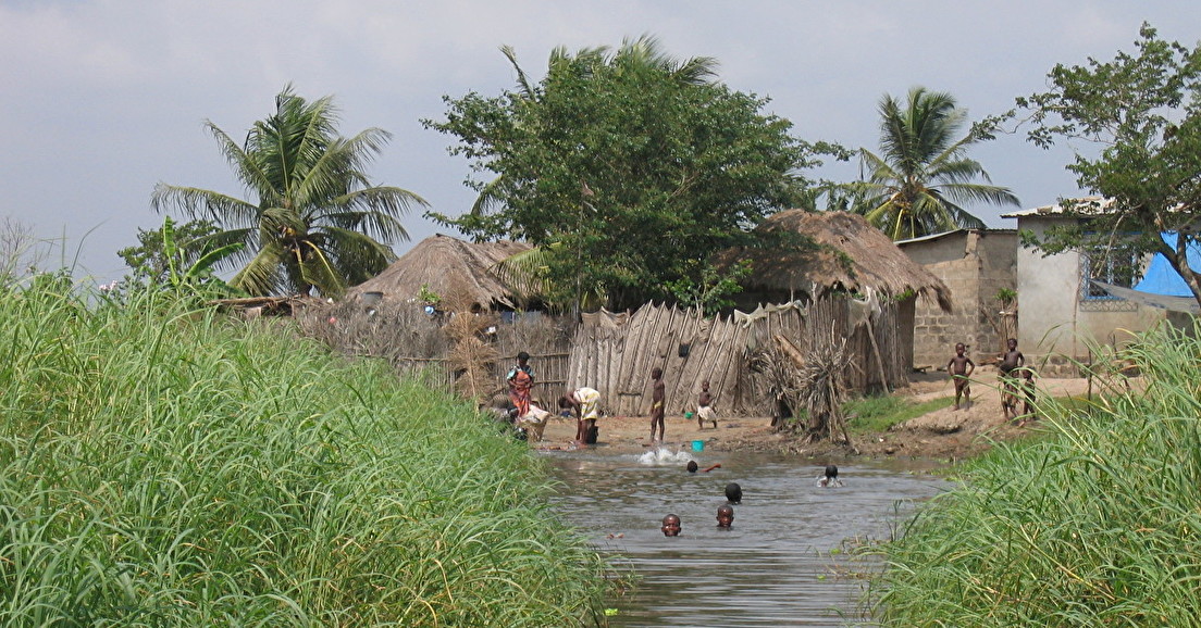Togo (Agbanakin) – Mission pour l’alimentation en eau et l'assainissement