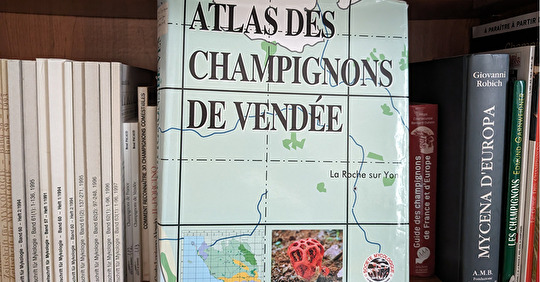 2002 Publication Atlas des Champignons de Vendée