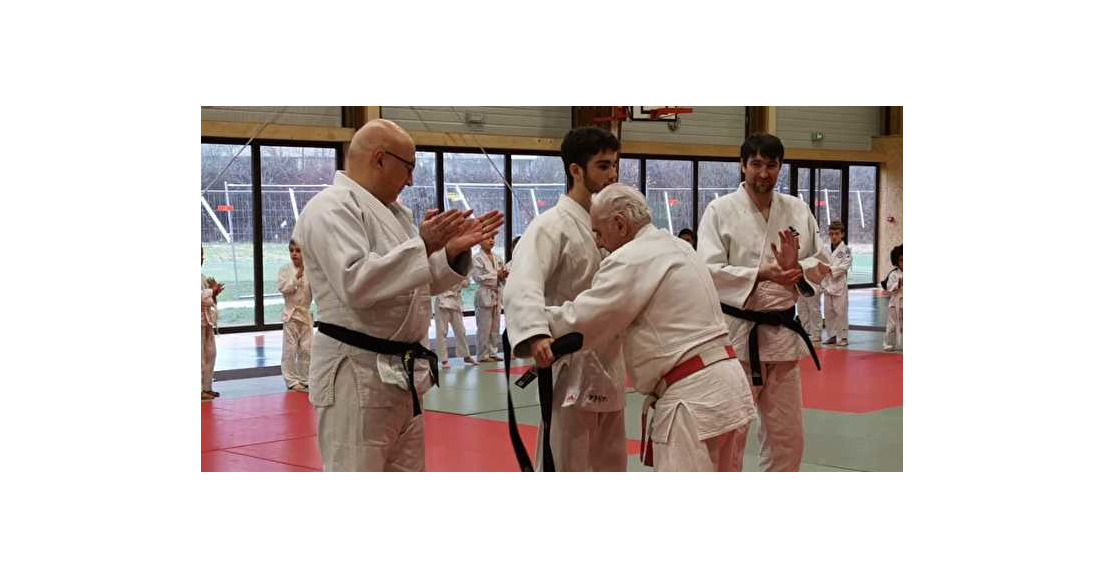 ASMB Judo : Remises de ceinture noire par Michel Bourasseau 2019